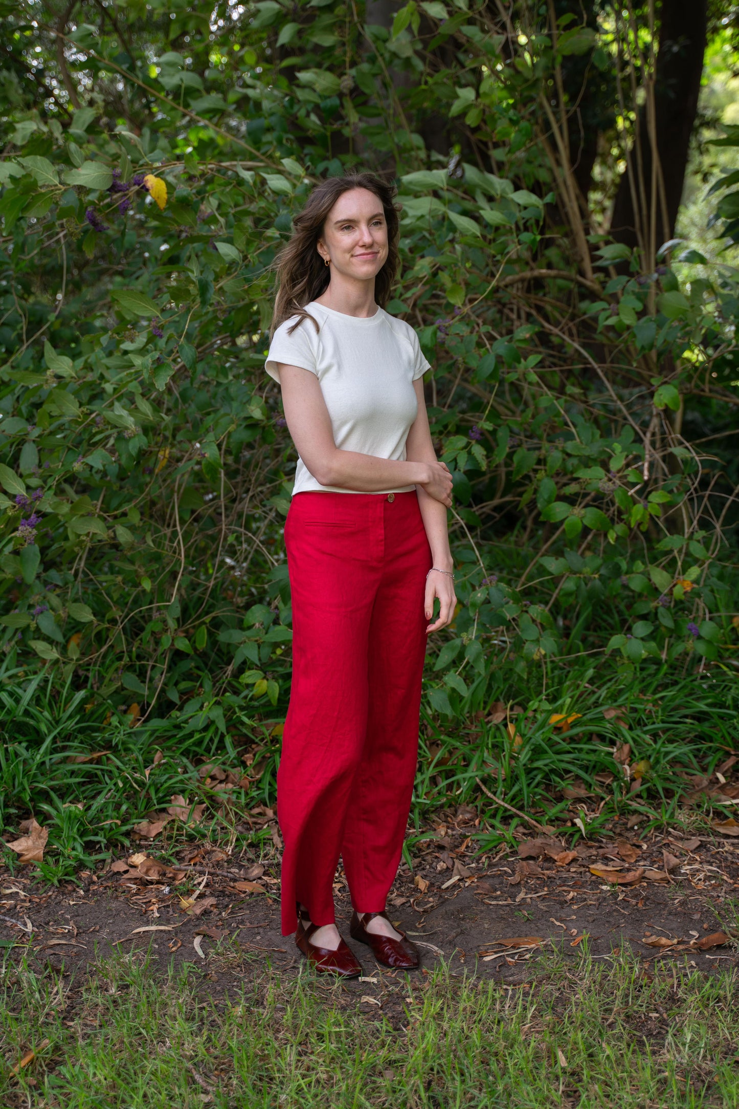 Edie Trouser in Scarlet Linen