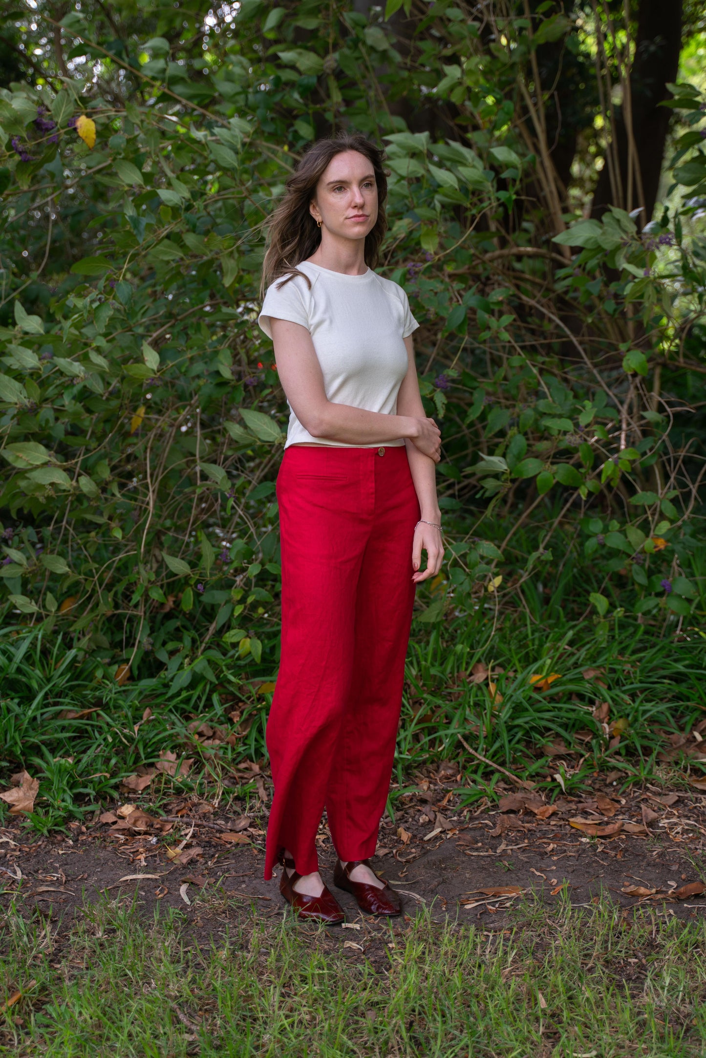 Edie Trouser in Scarlet Linen