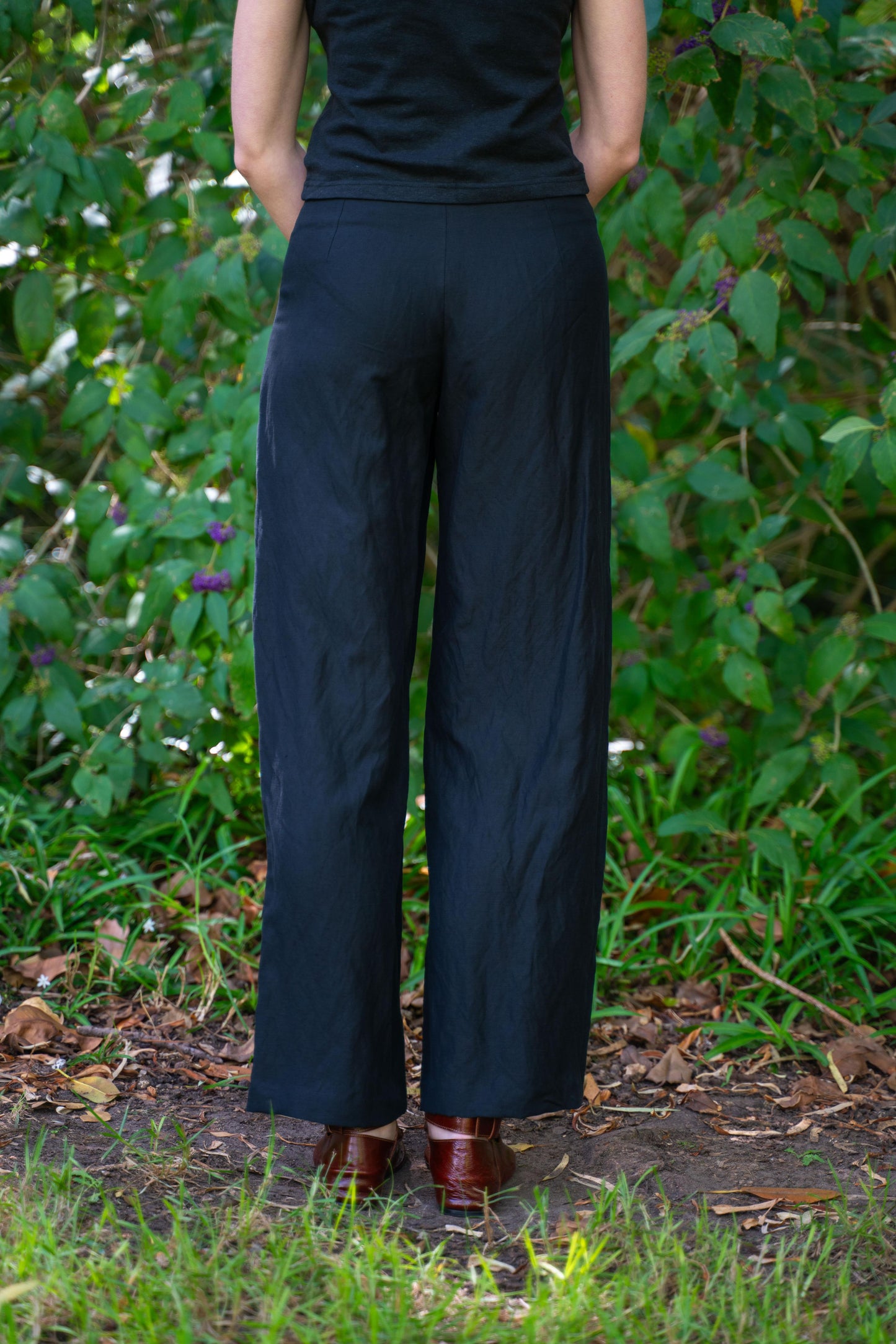 Edie Trouser in Silk/ Linen Suiting